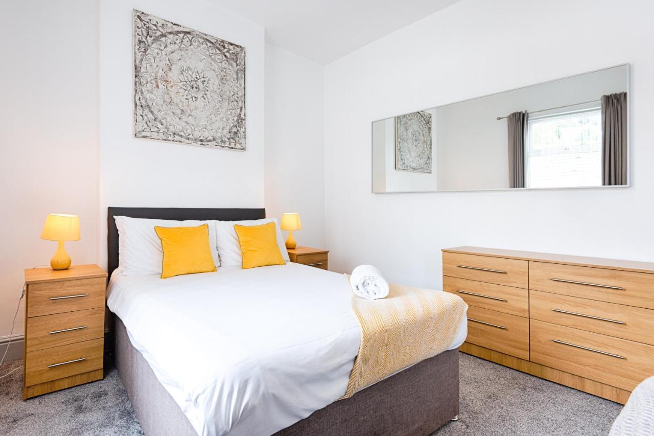 Walk To Swansea Stadium, 3 Rooms, Smart Tv'S 外观 照片