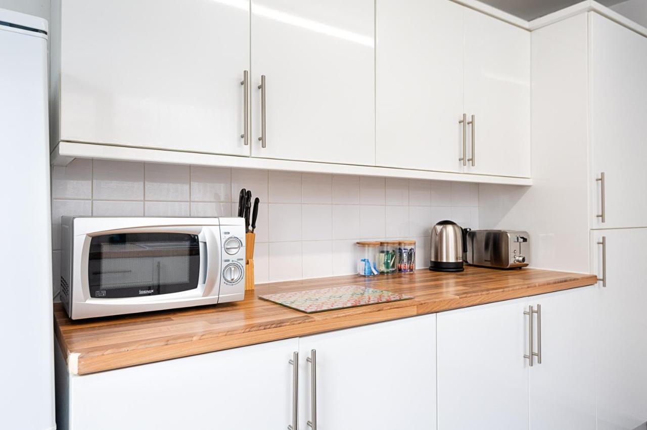 Walk To Swansea Stadium, 3 Rooms, Smart Tv'S 外观 照片